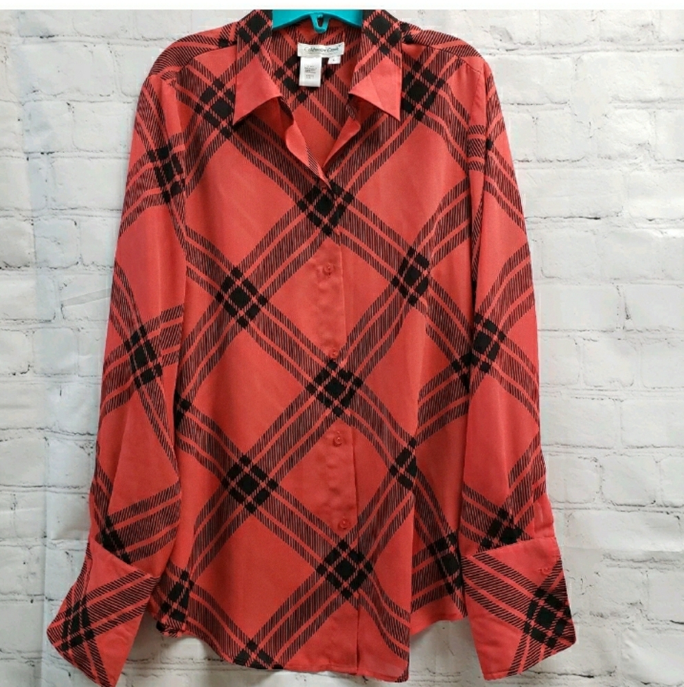 Coldwater Creek Lg Womens Red Black Plaid Blouse Top LS Lightweight Workwear